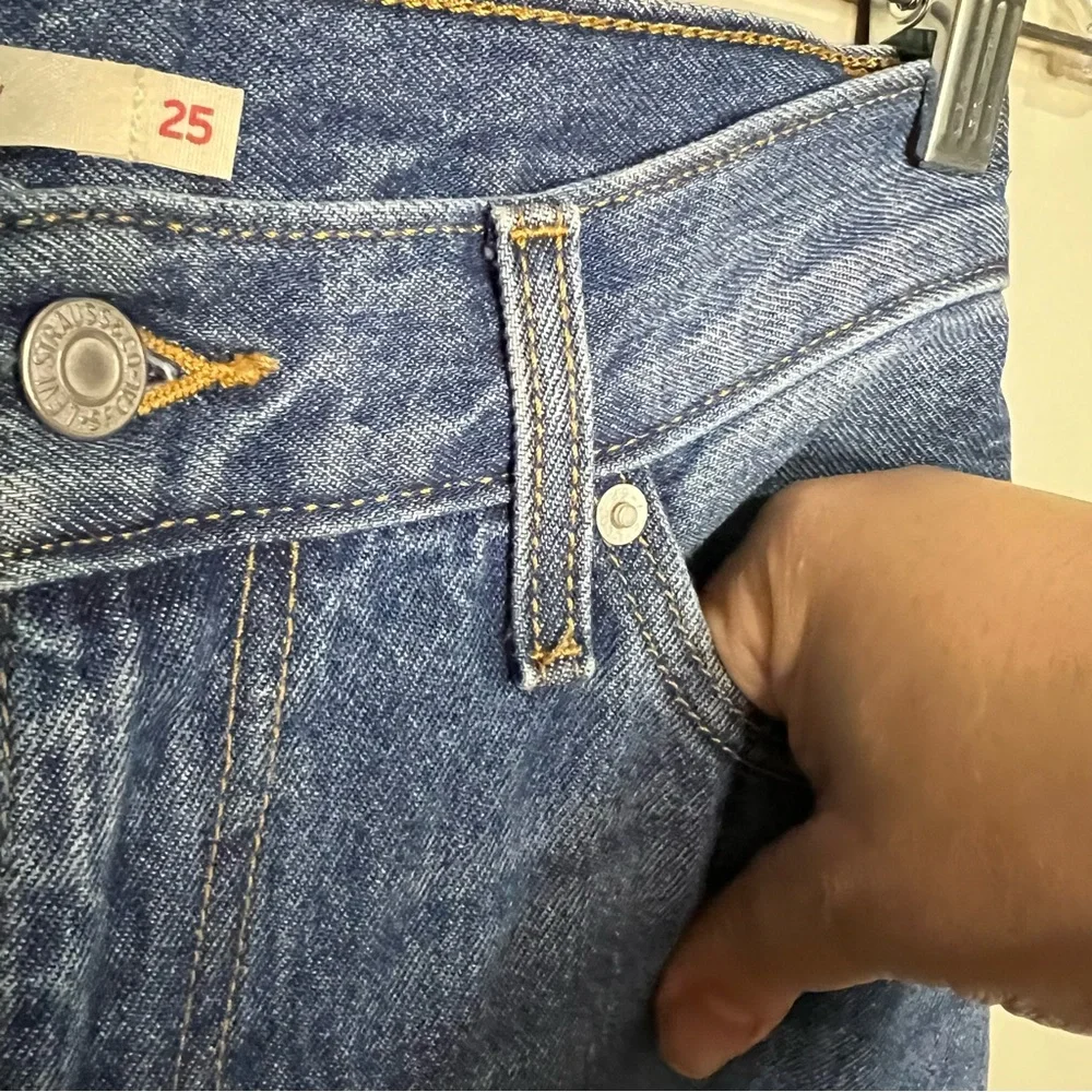 Levi’s ‘94 Baggy‎ Denim Jeans - Picture 7 of 10